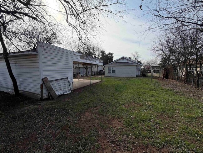 Building Photo - 1656 McGregor Ave