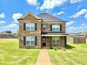 Building Photo - 430 Azalea Dr