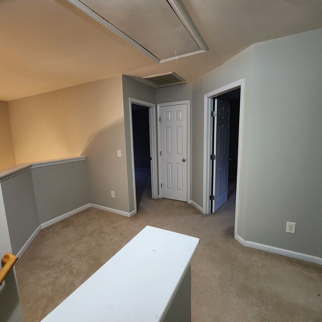 Building Photo - 8517 Cool Vista Ln