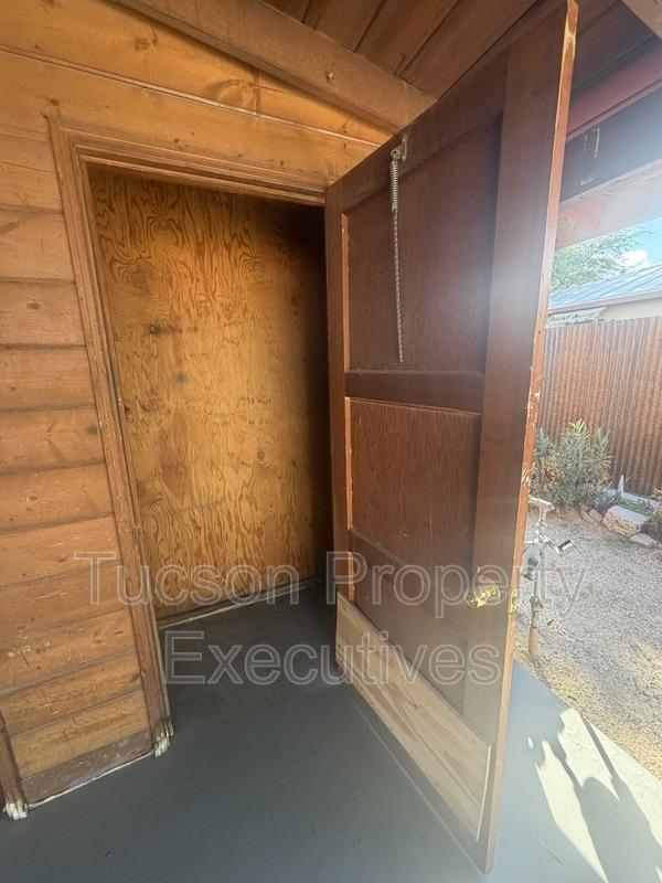 Building Photo - 1603 N Highland Ave