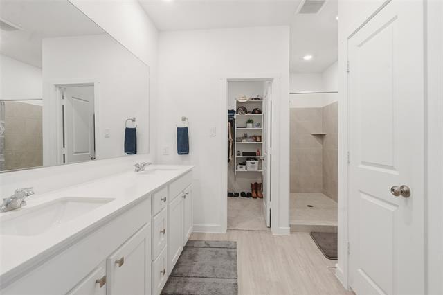 Building Photo - 7029 Black Ash Ln