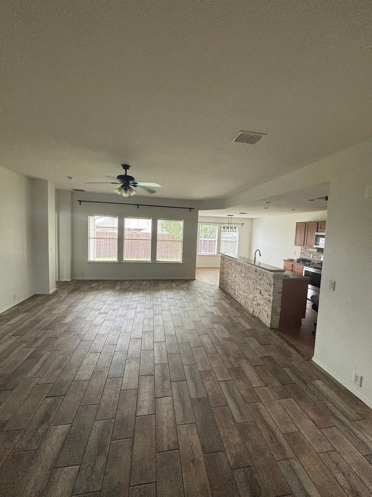 Building Photo - 128 Cookston Ln