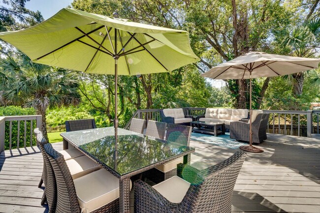 Building Photo - 15 S Lawsona Blvd