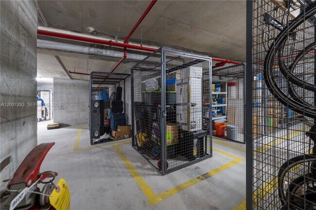 Building Photo - 90 SW 3rd St