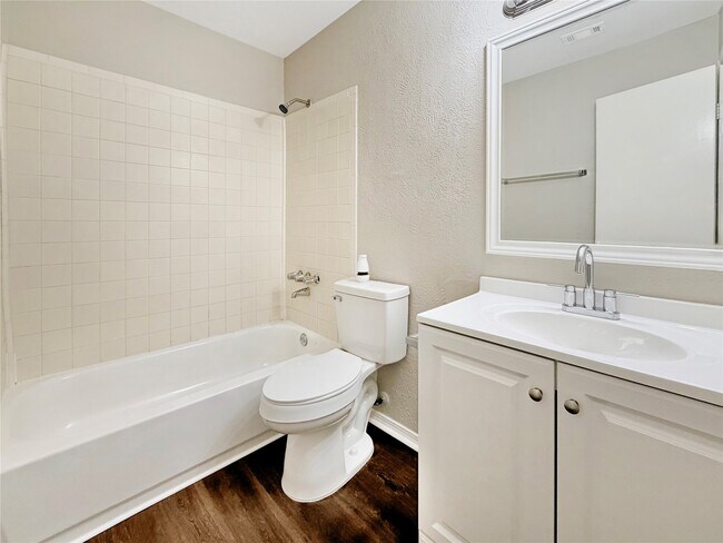 Building Photo - 3230 Sycamore Springs Dr