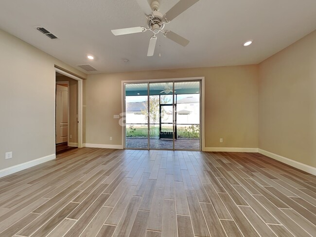 Building Photo - 64 Cobalt Ln