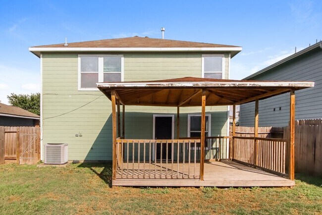Building Photo - 21243 Linden House Ct