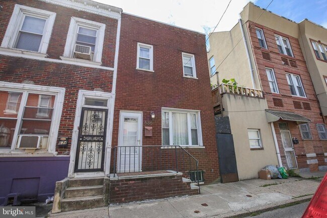 Building Photo - 636 Wilder St