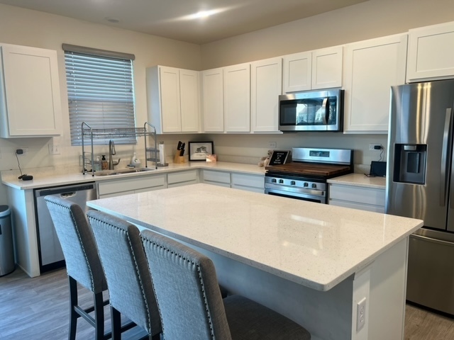 Building Photo - 431 Dollinger Dr