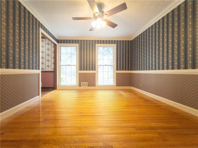 Building Photo - 965 Millbrook Ct
