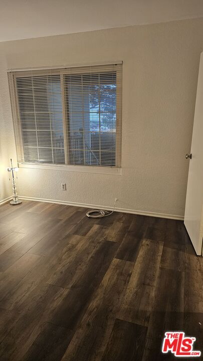 Building Photo - 3851 Amberly Dr