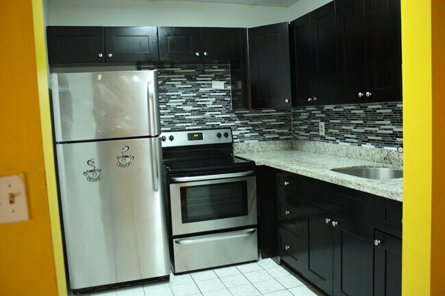 Building Photo - 2200 Springdale Blvd