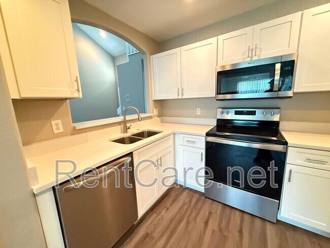 Building Photo - 1247 Madeira Key Way