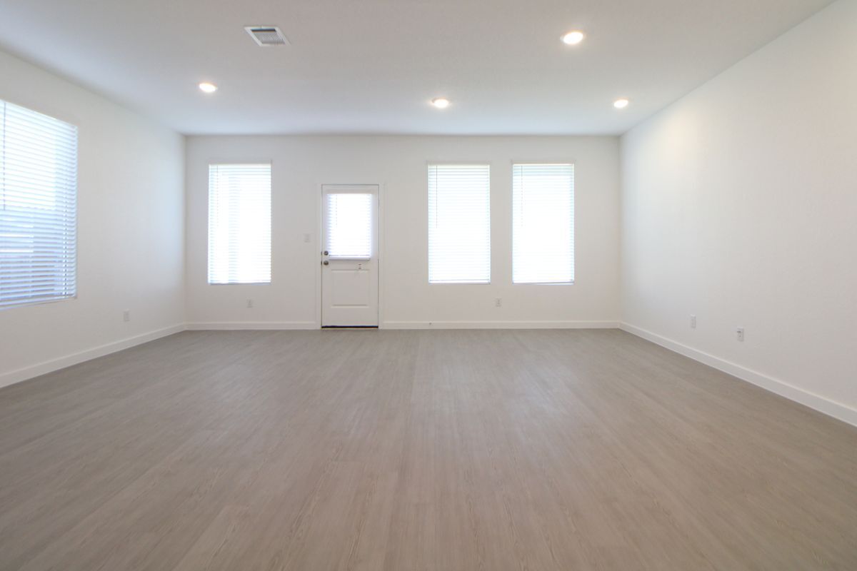 Building Photo - 5128 McKittrick