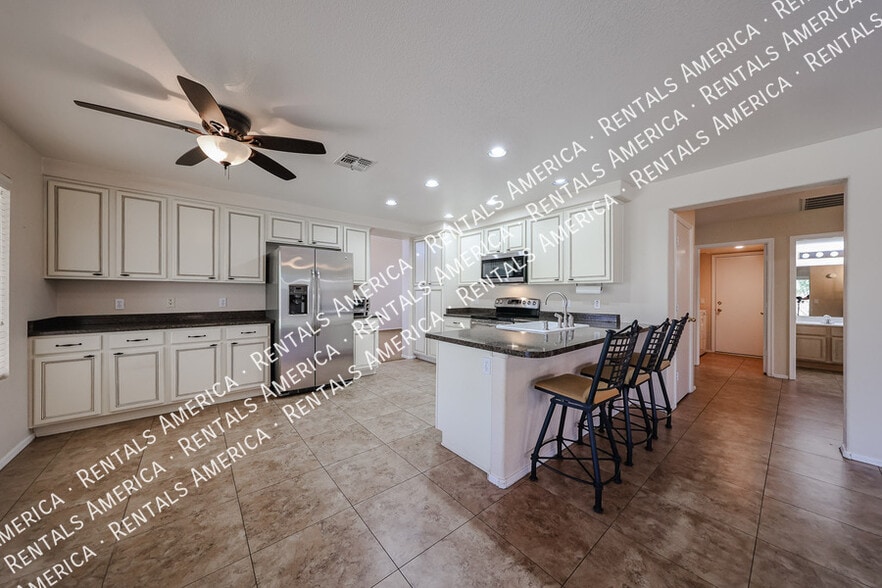 Building Photo - 21911 N 71st Ln