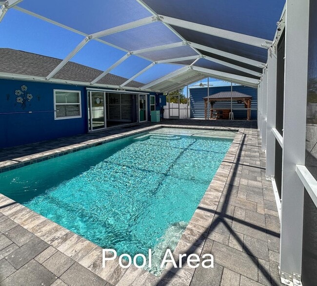 Building Photo - 13280 Foresman Blvd