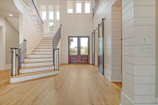 Building Photo - 4 Bedroom 4.5 Bath Home in Dunes West - Mt...