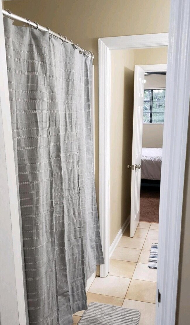 Building Photo - 426 Brucken Strasse Rd