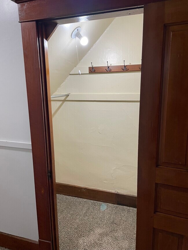 Hallway walk in closet - 661 N Washington St