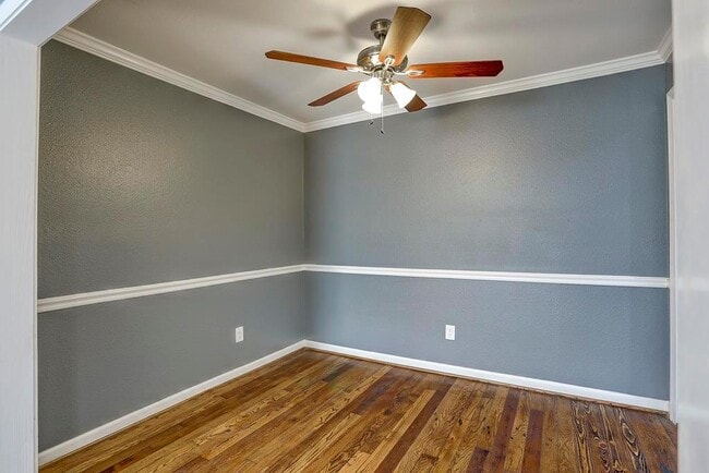 Building Photo - 5516 Chenevert St