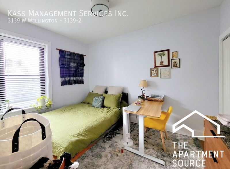 Building Photo - 3139 W Wellington Ave