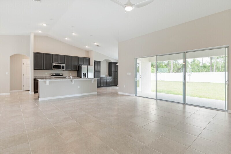 Building Photo - 25 Woodfield Dr