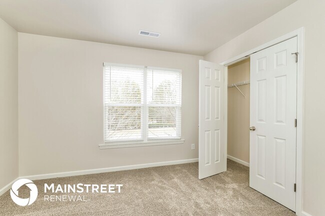 Building Photo - 1910 Brightwood School Rd