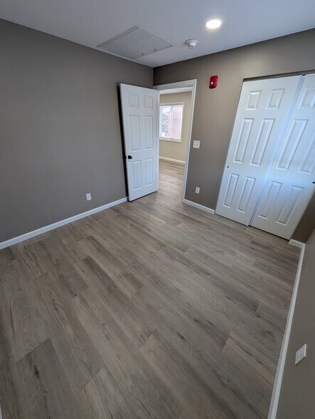 Building Photo - 35 Terrel Dr