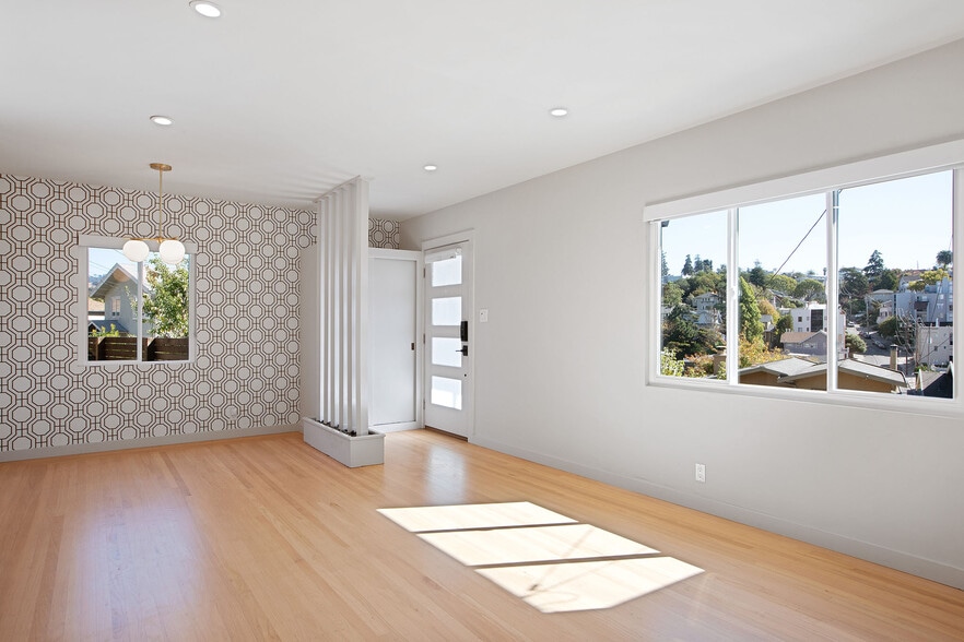 Building Photo - 609 Valle Vista Ave