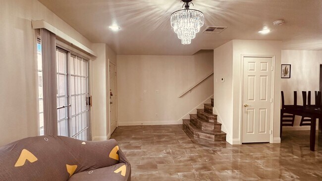 Building Photo - Furnished 3 Bedroom Home in Gated Community