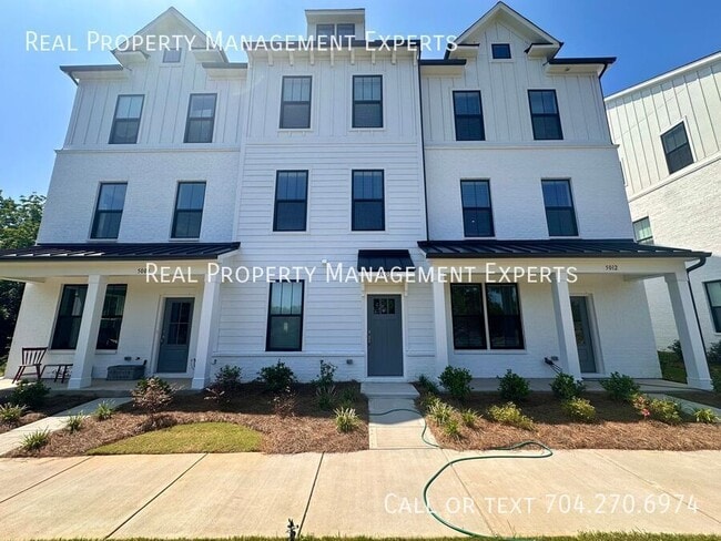Building Photo - 5008 Layman Dr