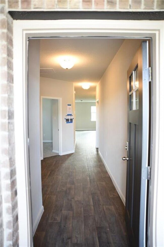 Building Photo - House for lease in Georgetown