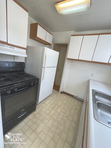 Building Photo - 6532 Wilkins Ave