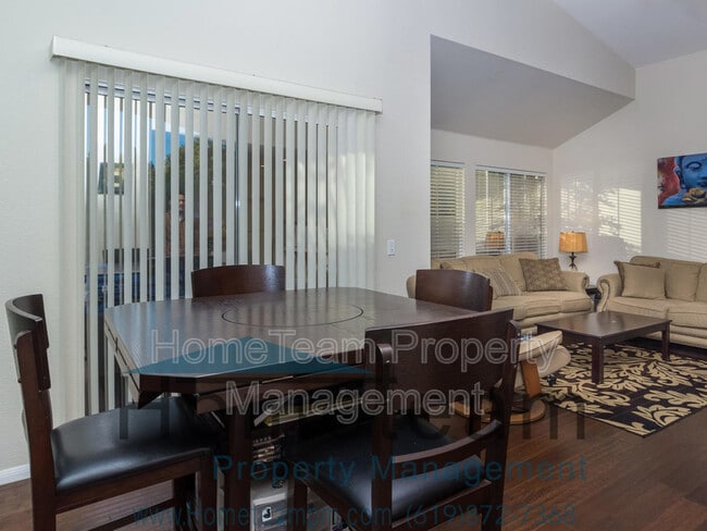 Building Photo - 1246 Balboa Cir