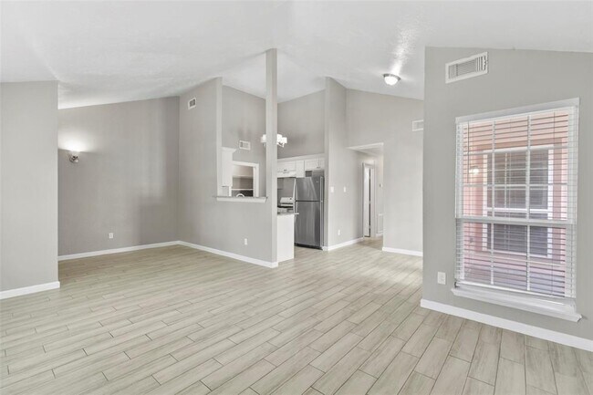 Building Photo - 3110 Oak Rock