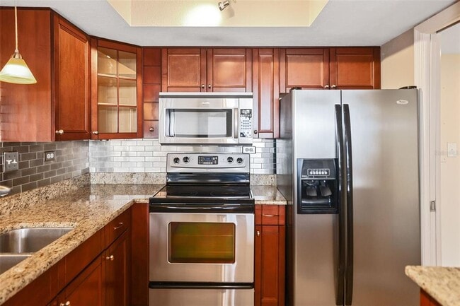 Building Photo - 450 Treasure Island Causeway