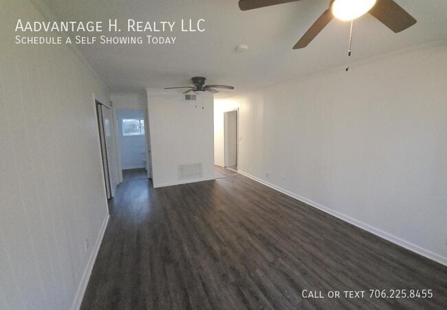 Building Photo - 909 Ashland Ave