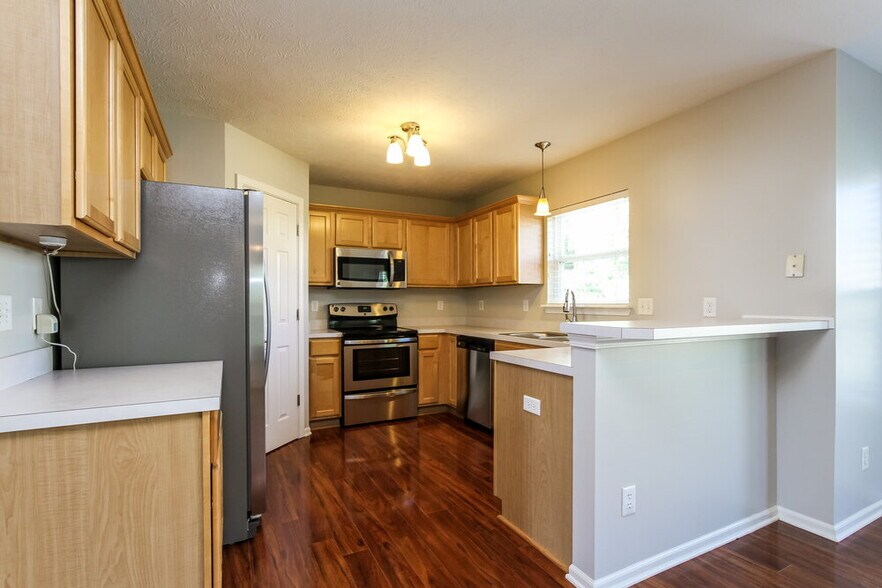 Building Photo - 12652 Rocky Mountain Ct