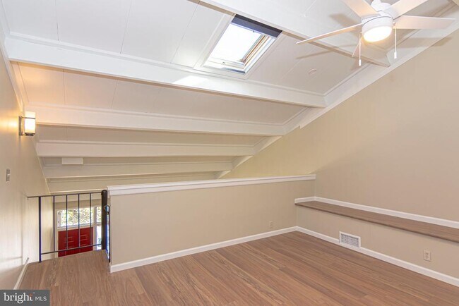 Building Photo - 20A Oscar Hammerstein Way