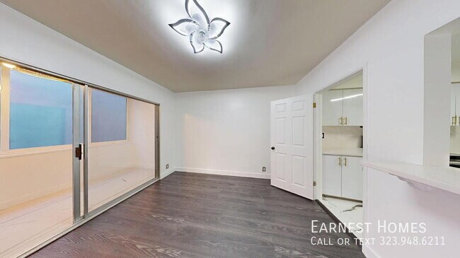 Building Photo - 14335 Huston St