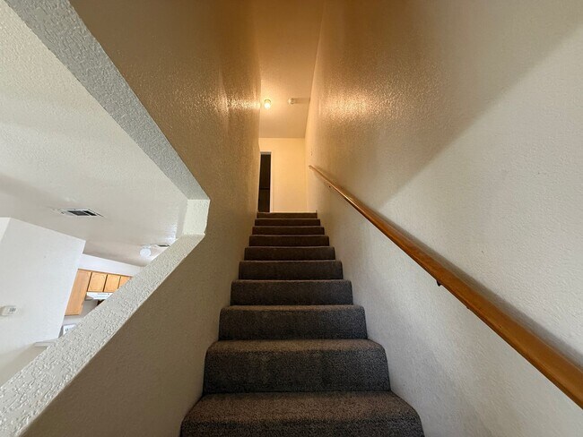 Building Photo - 4407 Abigail Dr