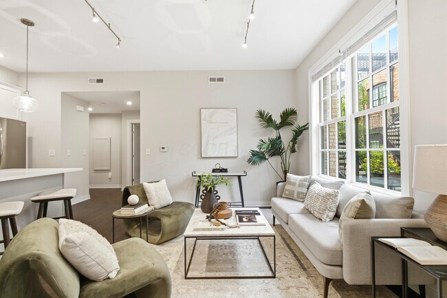 Building Photo - 84 Normandy Ave