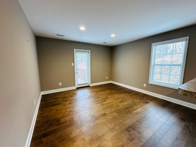 Building Photo - Stunning 2023-Built Home in Powell