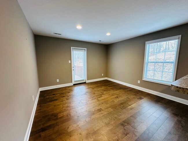 Building Photo - Stunning 2023-Built Home in Powell – Quiet Cul-de-Sac Living!