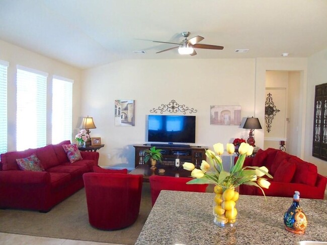 Building Photo - Gorgeous 3 bed, 3 bed, Leander Tx (Stewart...