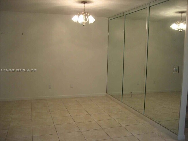 Building Photo - Southwest 115th Place, Miami, FL 33173 - 3 BR 2 BA single-family home