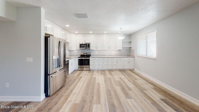 Building Photo - 5801 N Atlantic Ave