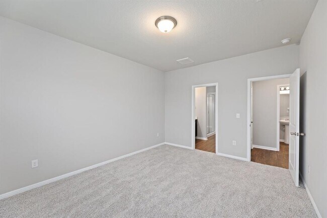Building Photo - 437 Otto Ave