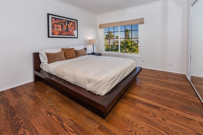 Building Photo - 6609 Whitley Terrace