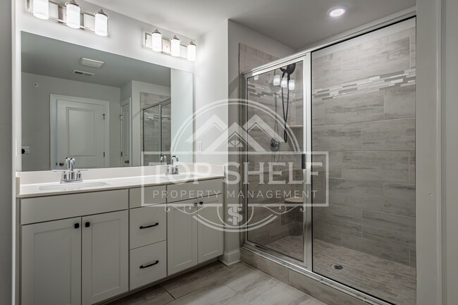 Building Photo - 312 Lincoln St